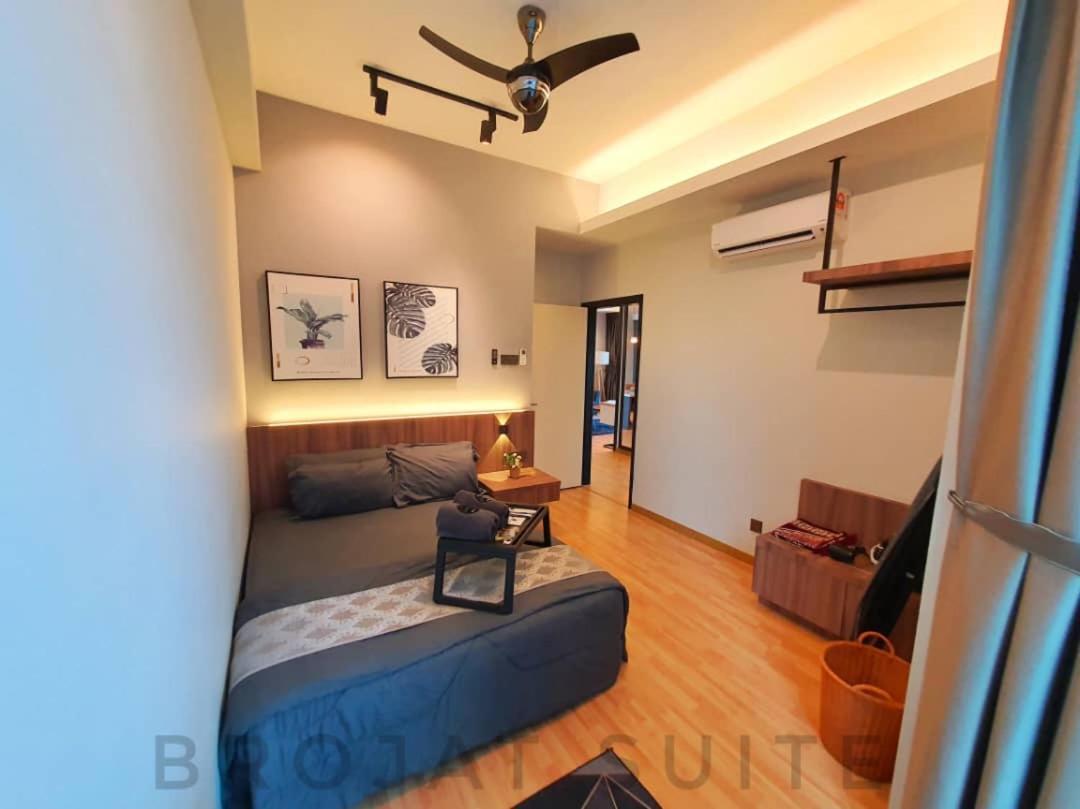 Brojat Suite Family Sea View @ Imperium Residence Kuantan Exterior foto