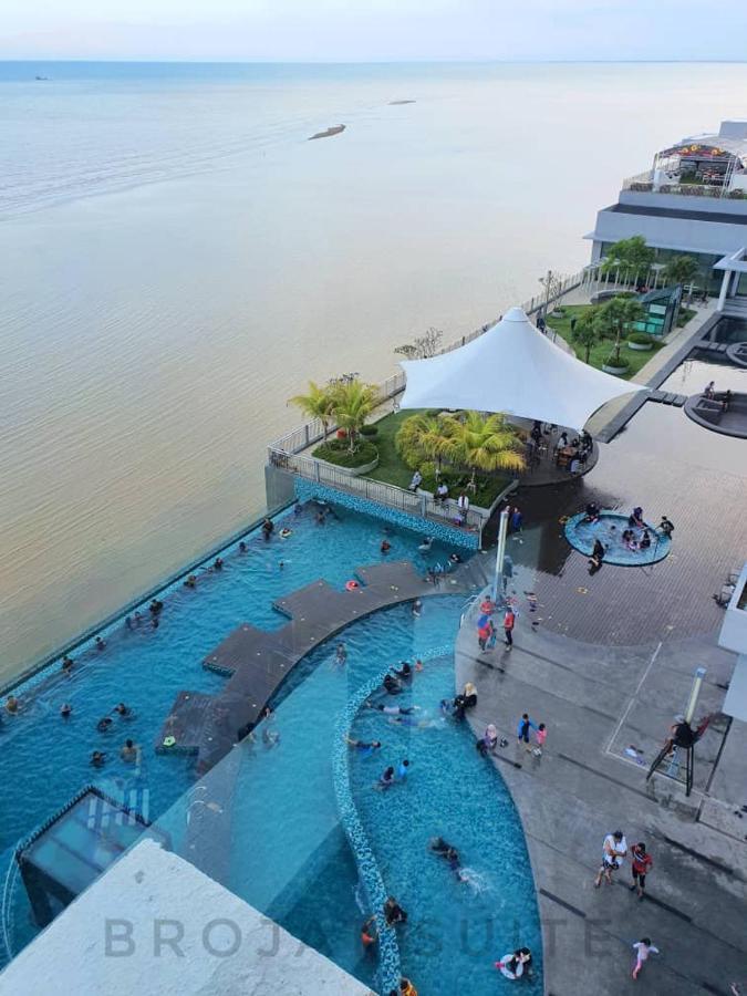 Brojat Suite Family Sea View @ Imperium Residence Kuantan Exterior foto