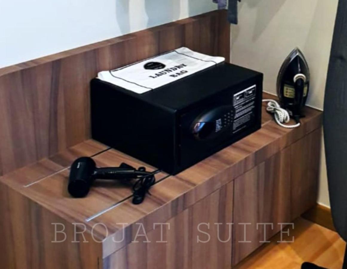 Brojat Suite Family Sea View @ Imperium Residence Kuantan Exterior foto